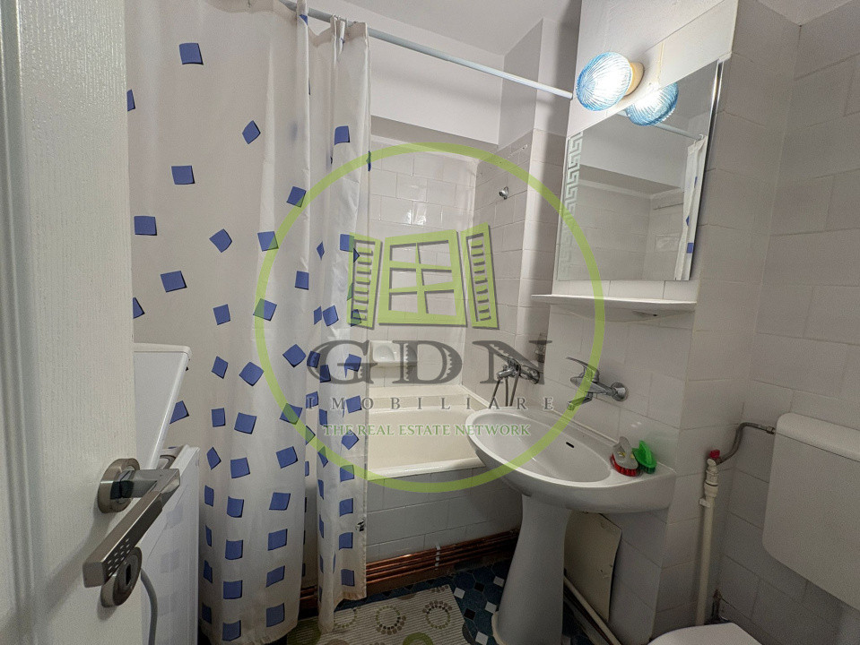 Apartament, 2 camere, 65 mp, decomandat, Calea Bucuresti, Zona Universitatii