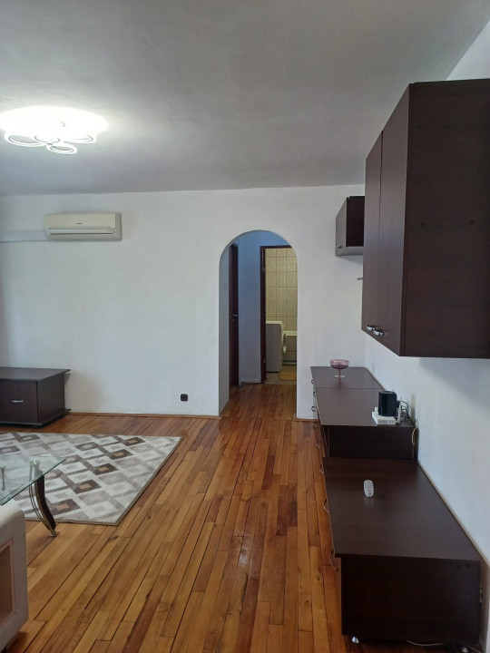 Chirie apatament 2 camere Central