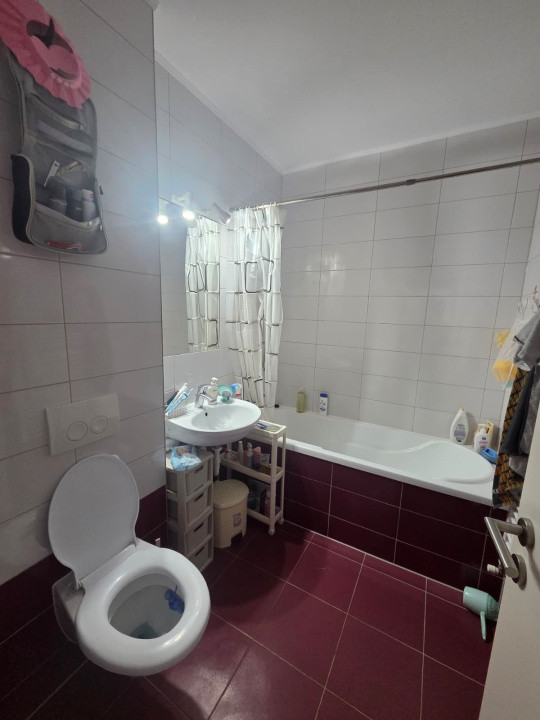 🏡 Apartament spațios de închiriat | 3 camere | 70 mp | Mobilat și utilat