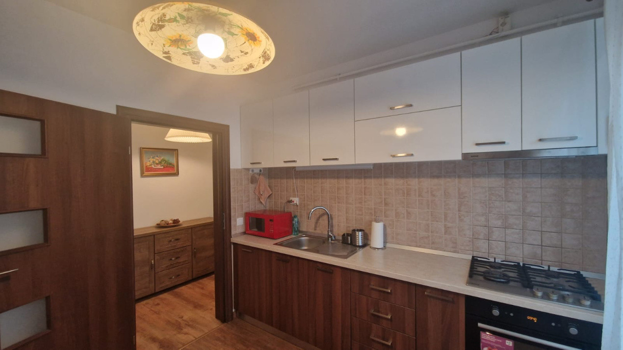 Apartament 2 camere, decomandat, 62mp, George Enescu, zona Unitatea Militara
