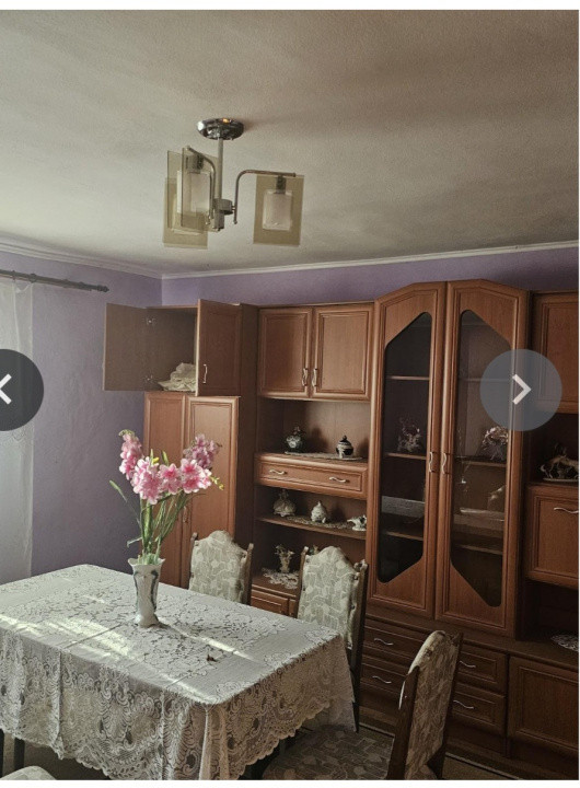 Casa de locuit 10 camere + 2479 mp teren, Loc. Izbuc, jud. Bihor 