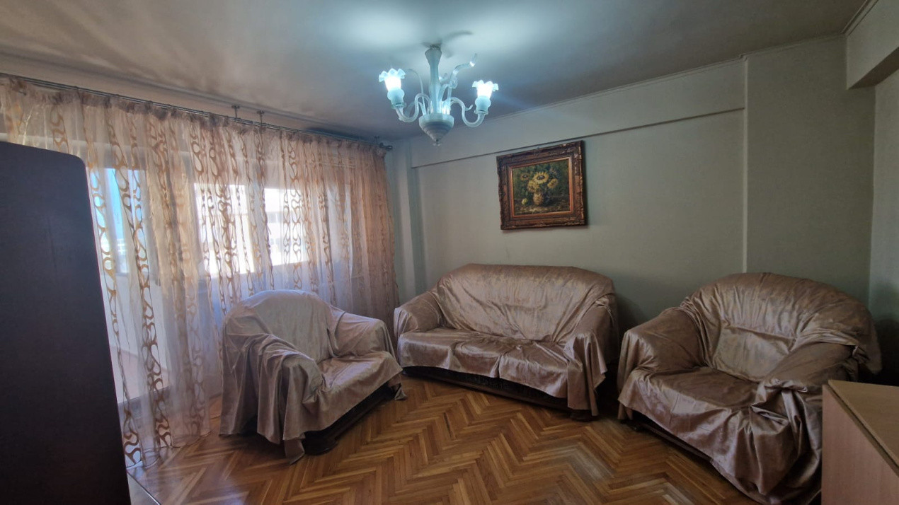 Apartament 3 camere, circular, 82mp, Centru, zona Ramada