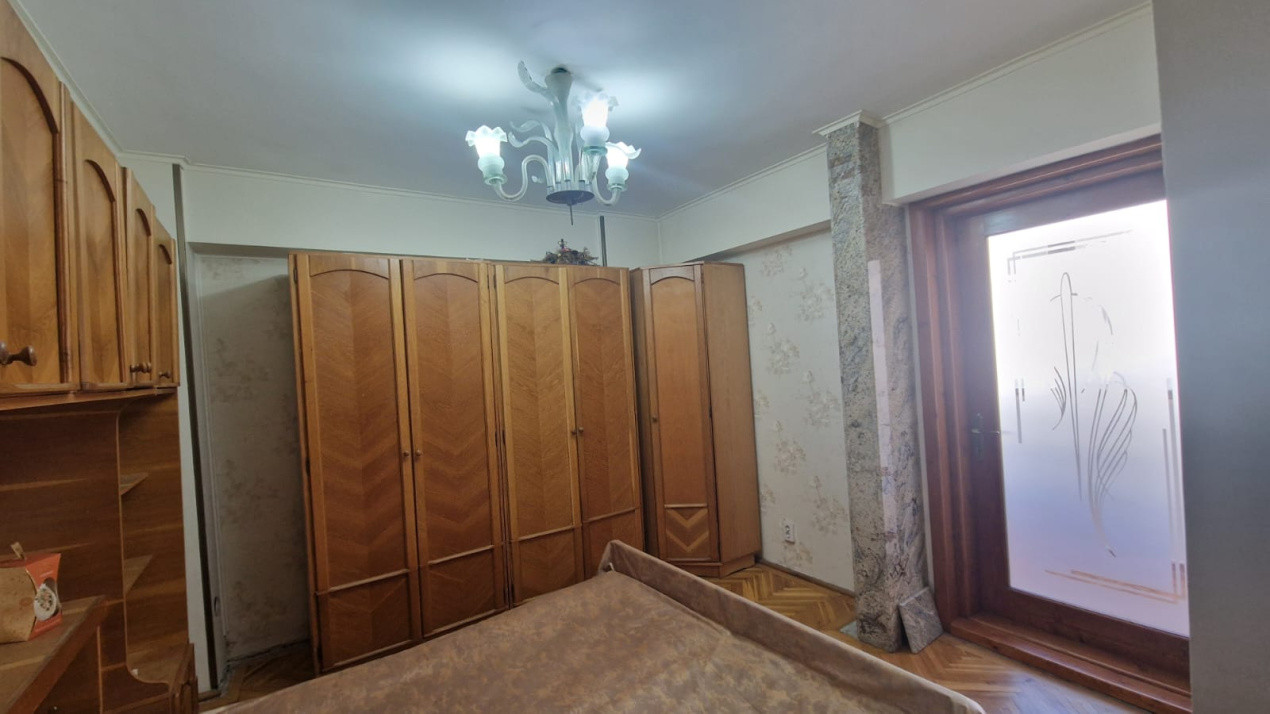 Apartament 3 camere, circular, 82mp, Centru, zona Ramada