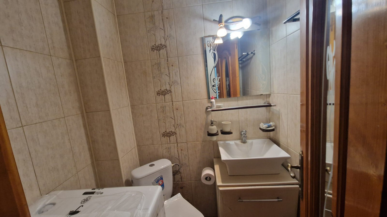 Apartament 3 camere, circular, 82mp, Centru, zona Ramada