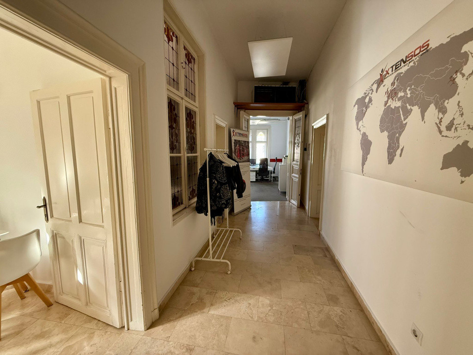 Închiriere birou ultracentral 230 mp. - 2300 EUR+TVA