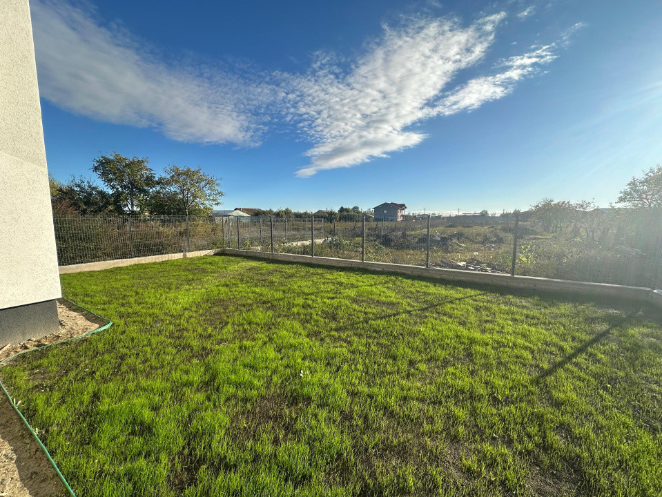 Casă 3 camere de vânzare