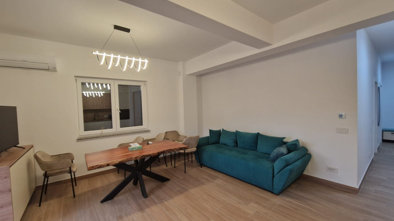 Apartament 3 camere, open space, 100mp, Central