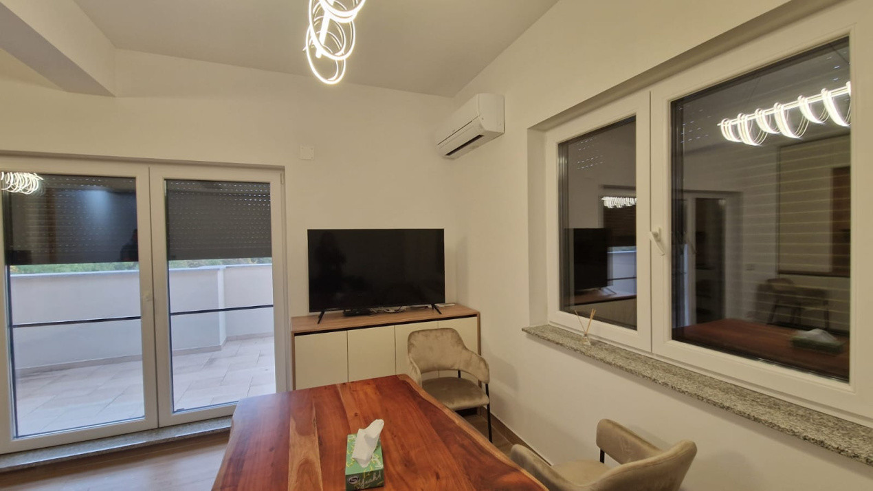 Apartament 3 camere, open space, 100mp, Central