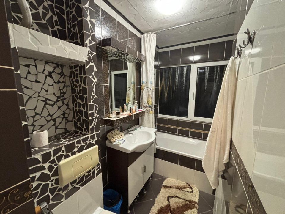 Apartament 3 camere-priveliște panoramică-100 mp