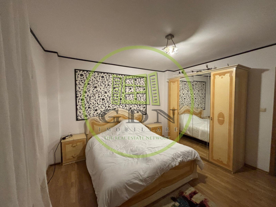 Apartament 3 camere-priveliște panoramică-100 mp