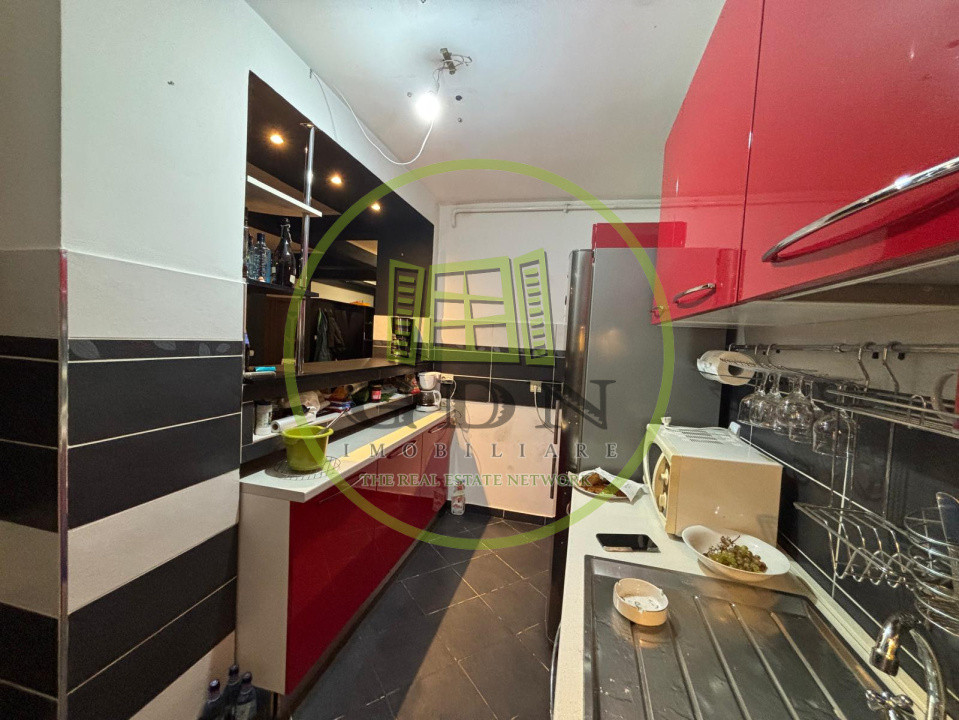 Apartament 3 camere-priveliște panoramică-100 mp