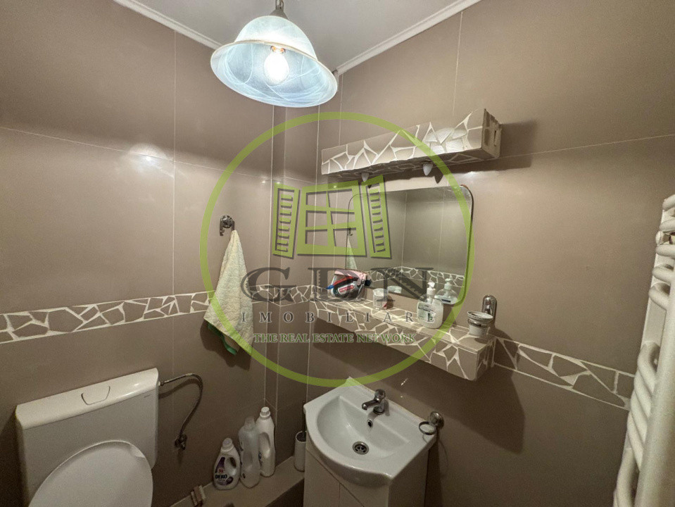 Apartament 3 camere-priveliște panoramică-100 mp