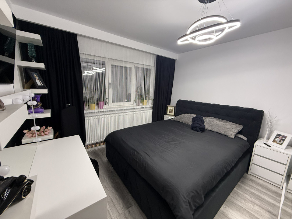 Apartament 3 camere, decomandat, 67 mp, cartier 1 Mai,  Scoala 36