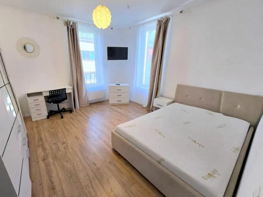 Ofertă de vânzare ap. cu 2 cam. 68 mp., cu garaj, car. Zorilor