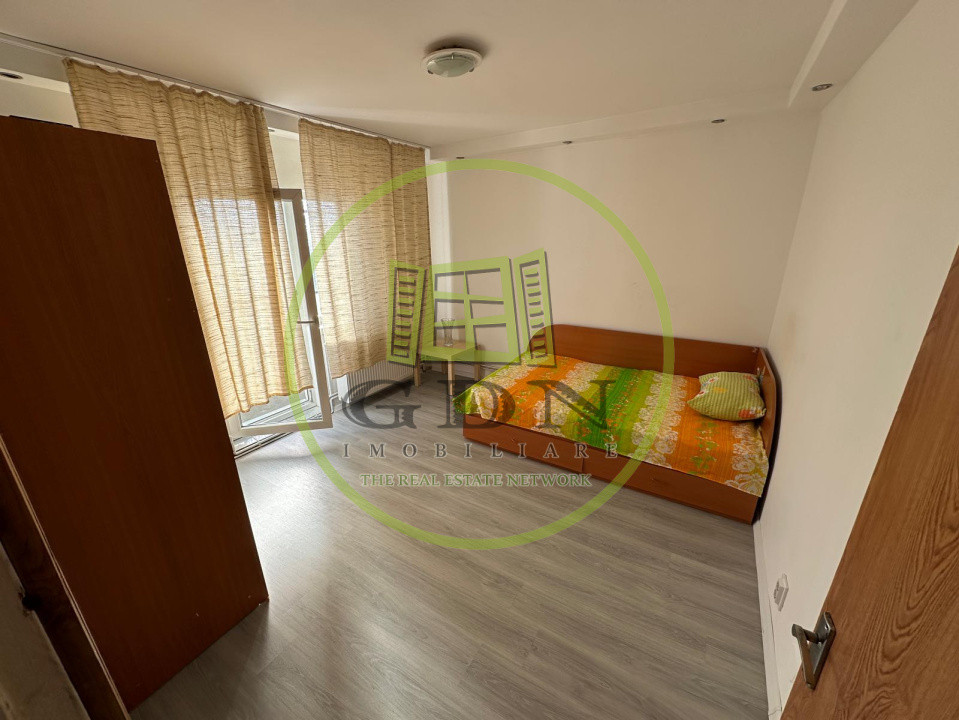 Apartament 3 camere, 80 mp, cartier Rovine, zona Sucpi