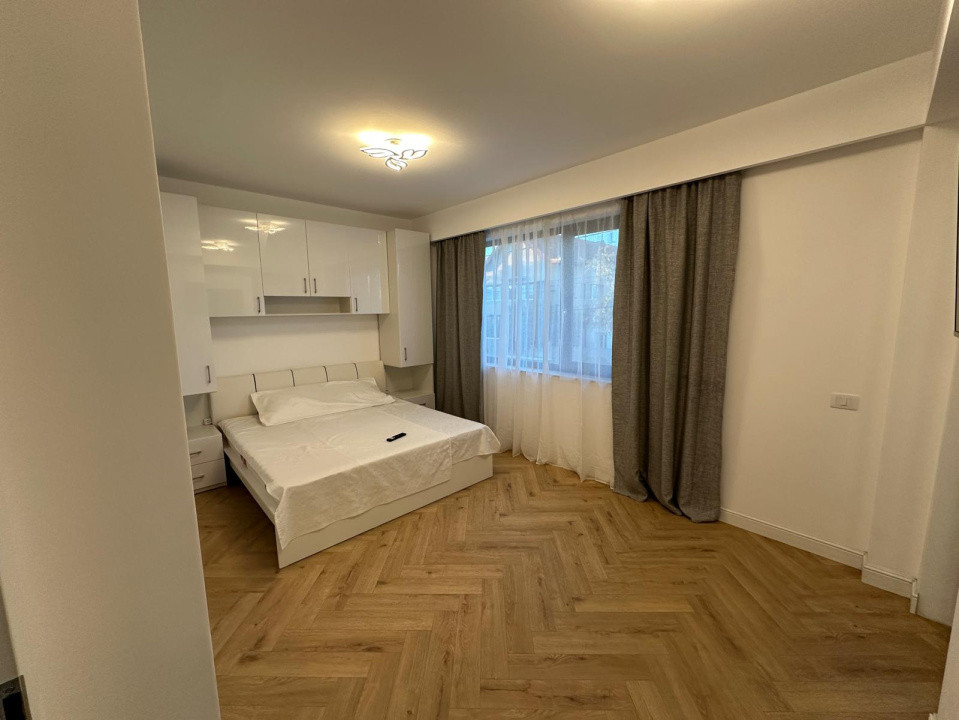 Apartament doua camere, 65 mp, Centru , zona Madona Dudu