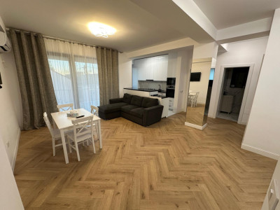 Apartament doua camere, 65 mp, Centru , zona Madona Dudu