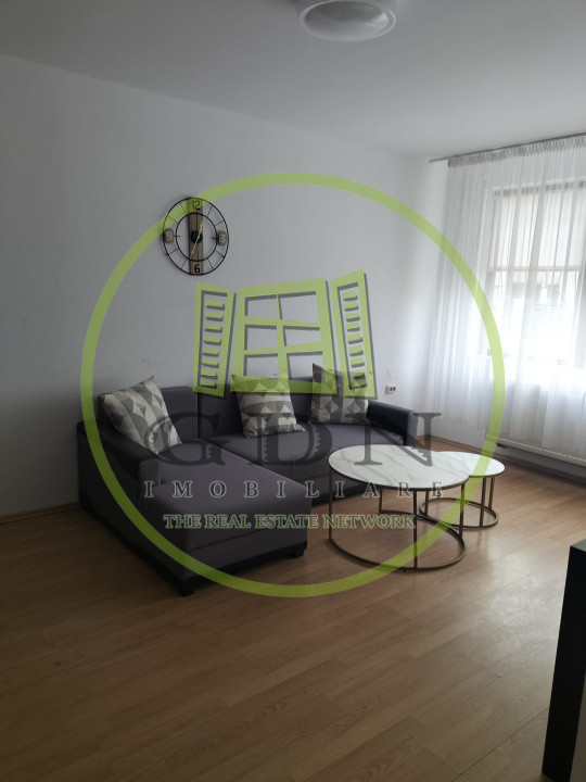 Apartament în centrul Sibiului-3 camere decomandate- parter 