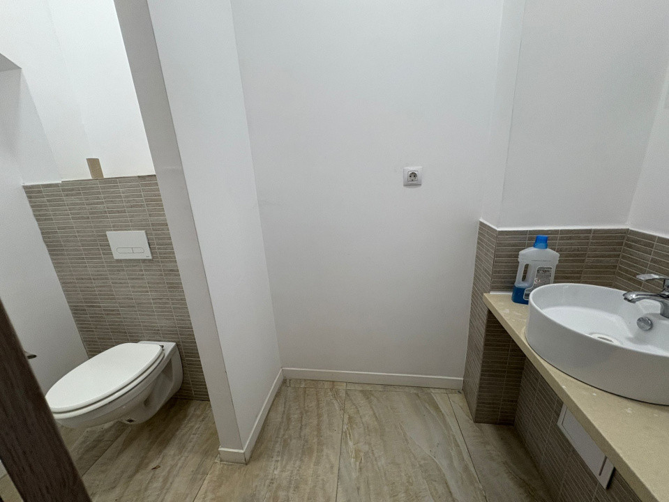 Spatiu Comercial, S+P+E+M, 240 mp, Ultracentral