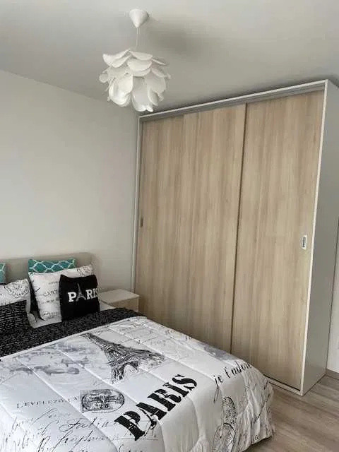 🏙️ Apartament modern cu 2 camere de închiriat – City Residence