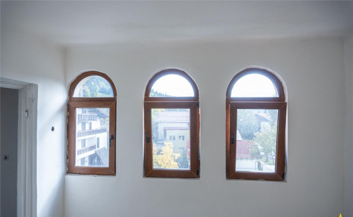 Proprietate mixta Spatiu comercial +rezidential Predeal, Brasov