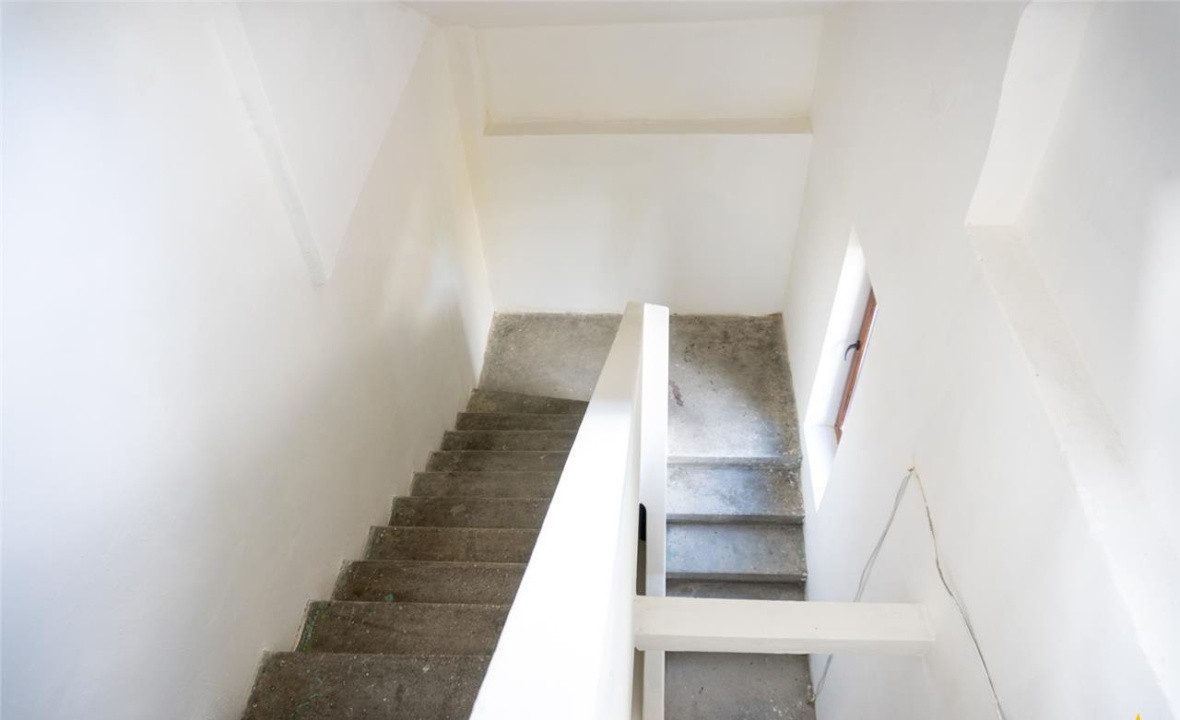 Proprietate mixta Spatiu comercial +rezidential Predeal, Brasov