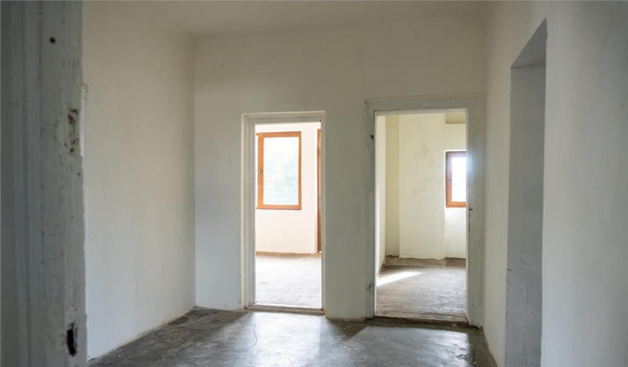 Proprietate mixta Spatiu comercial +rezidential Predeal, Brasov