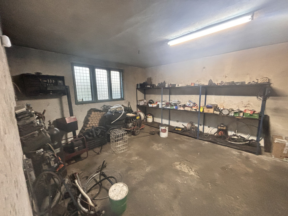 AFACERE LA CHEIE -  SERVICE AUTO 