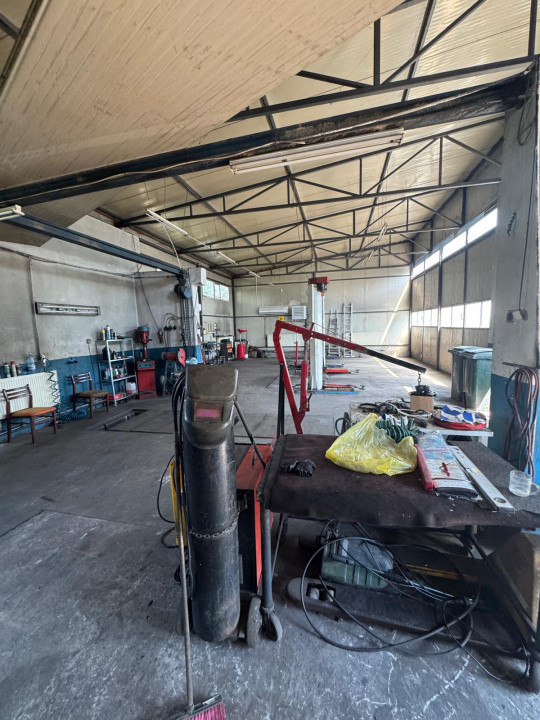 AFACERE LA CHEIE -  SERVICE AUTO 