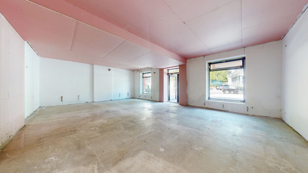 Spatiu comercial de inchiriat Predeal
