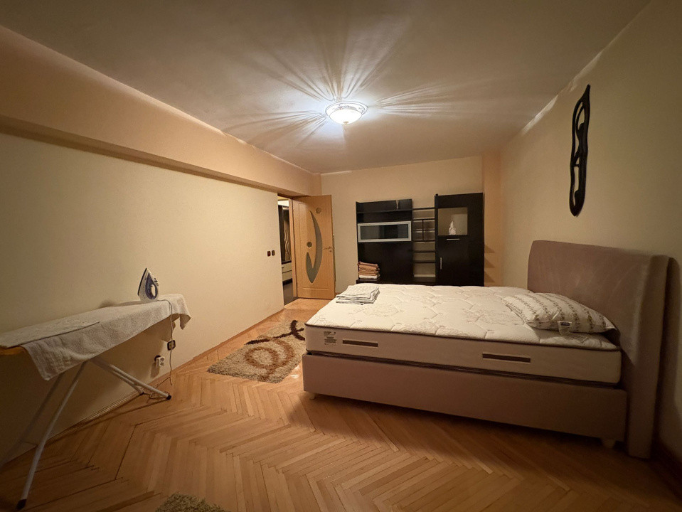 Apartament, 4 camere, 120 mp, Calea Severinului, Zona Promenada