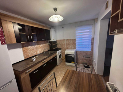 Apartament 2 camere la casă – Centrul Civic, zonă liniștită