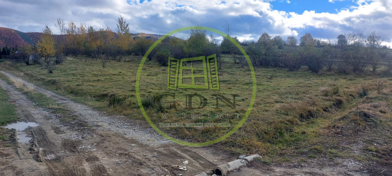 Teren intravilan 1100mp deschidere la drum, de vanzare in Cisnadioara