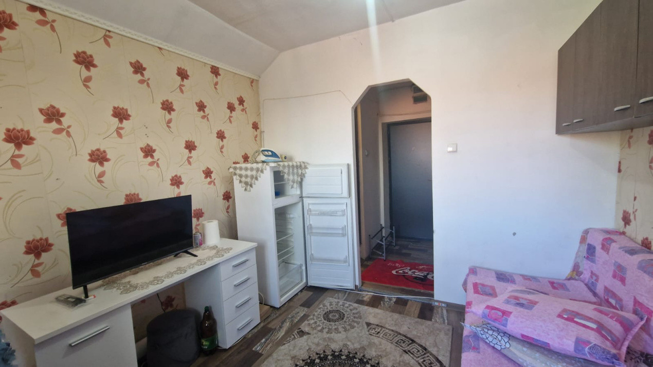 Garsoniera, 18mp, Valea Rosie, zona Elena Farago