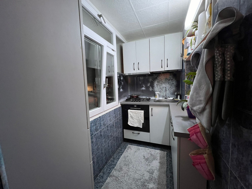 Apartament 2 camere, decomandat, 52.52 mp, cartier Cornitoiu, zona Consul