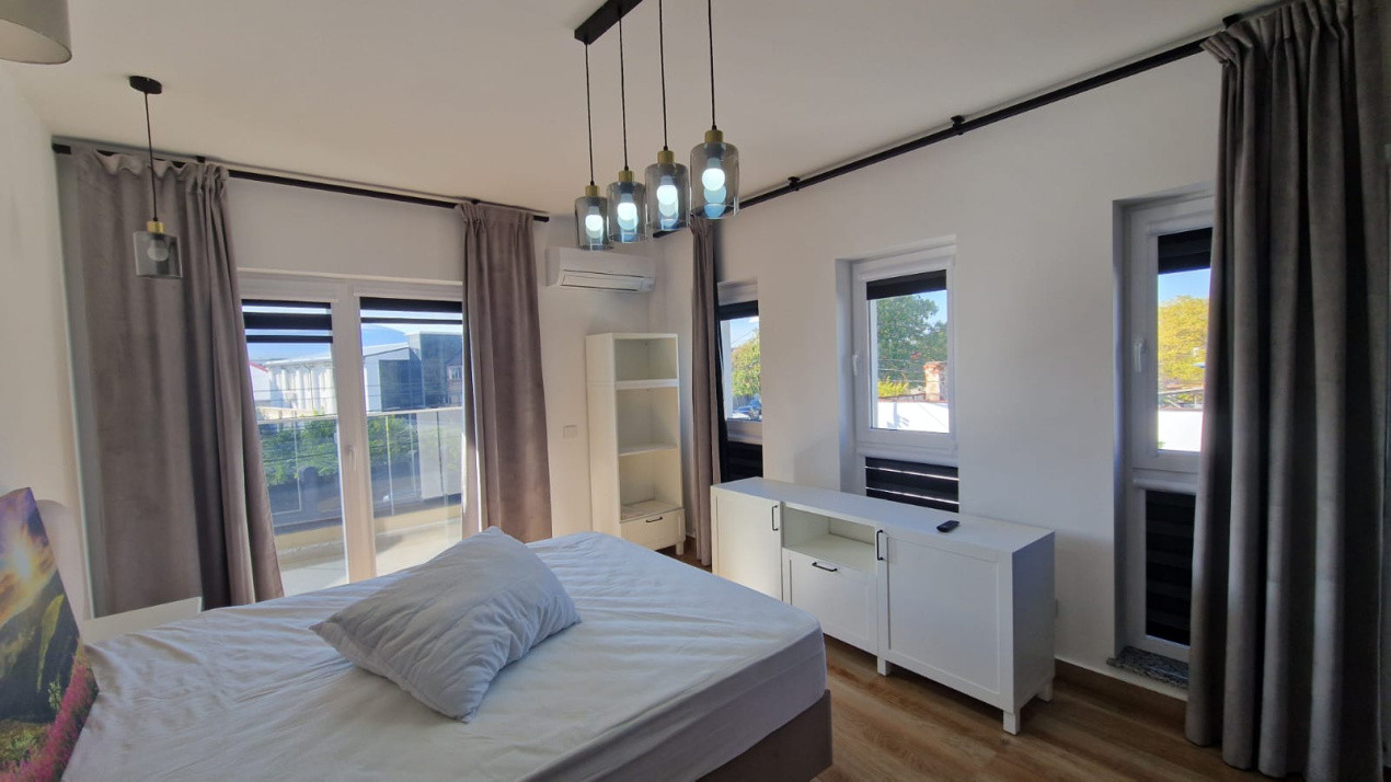 Apartament 2 camere, open space, 63mp, Centru, zona Campia Islaz