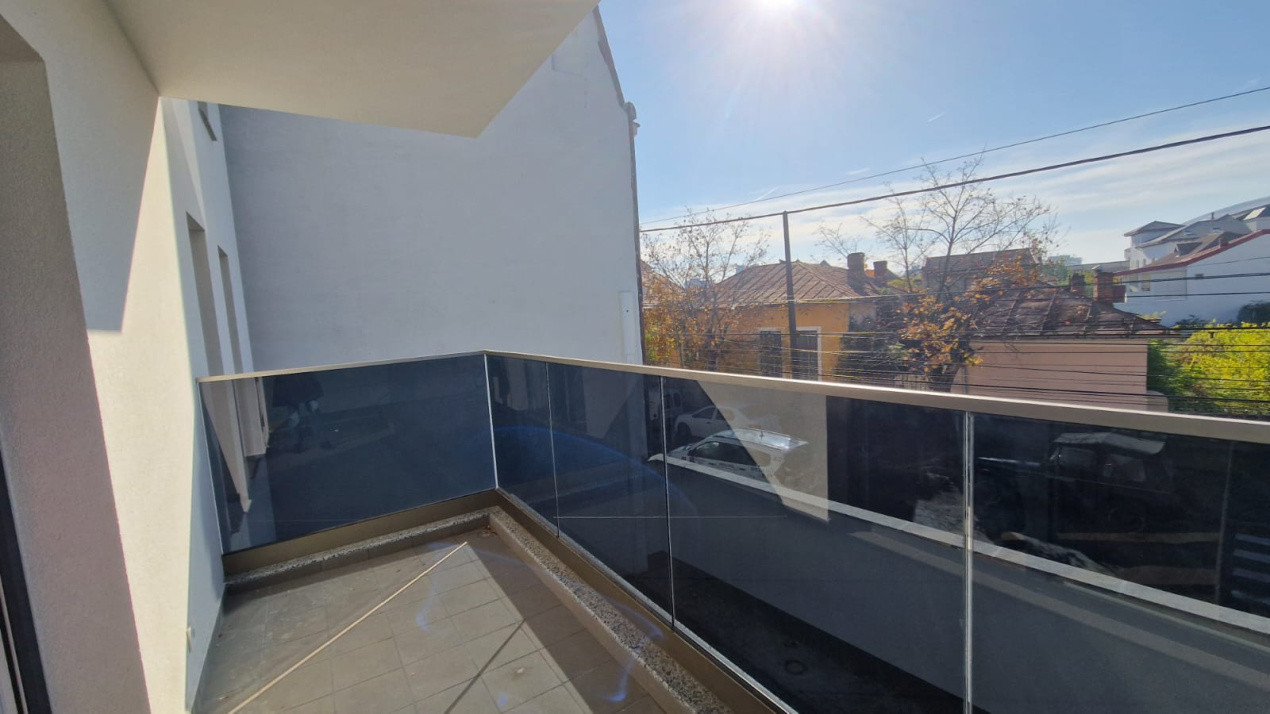 Apartament 2 camere, open space, 63mp, Centru, zona Campia Islaz