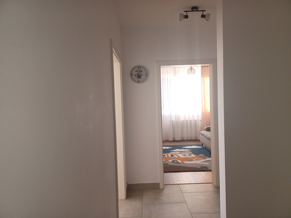 Apartament 3 camere de inchiriat