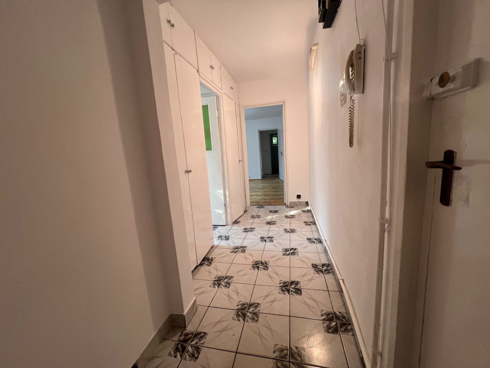 Apartament 2 camere, semidecomandat, 54,2 mp, cartier Rovine, zona Iruc