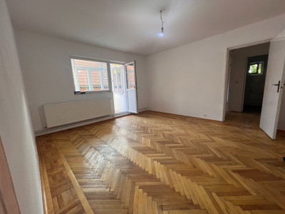 Apartament 2 camere, semidecomandat, 54,2 mp, cartier Rovine, zona Iruc