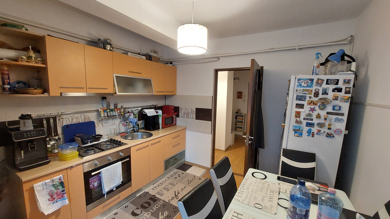 Apartament doua camere decomandat, etajul 2, Brazda zona Amaradia