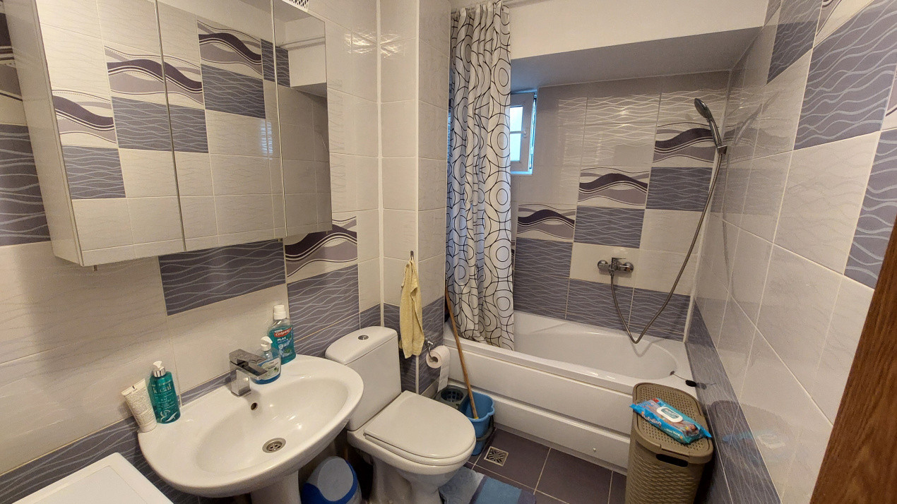 Apartament doua camere decomandat, etajul 2, Brazda zona Amaradia