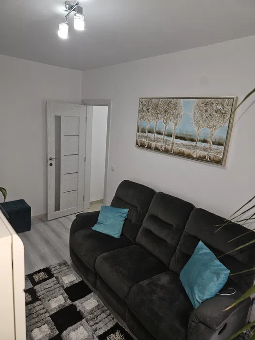 Apartament 2 camere, 42 mp utili, zona Vasile Aaron