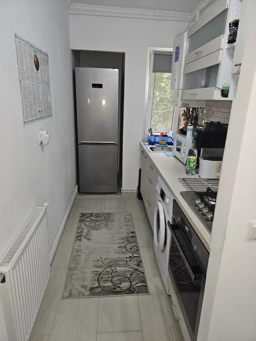 Apartament 2 camere, 42 mp utili, zona Vasile Aaron