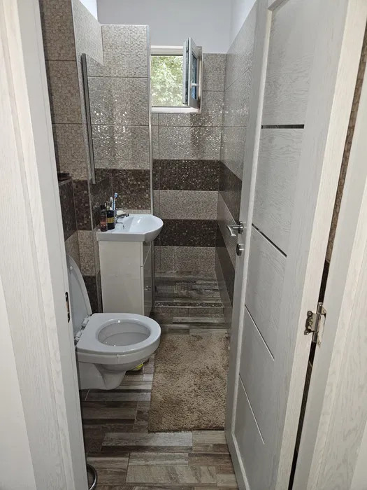 Apartament 2 camere, 42 mp utili, zona Vasile Aaron