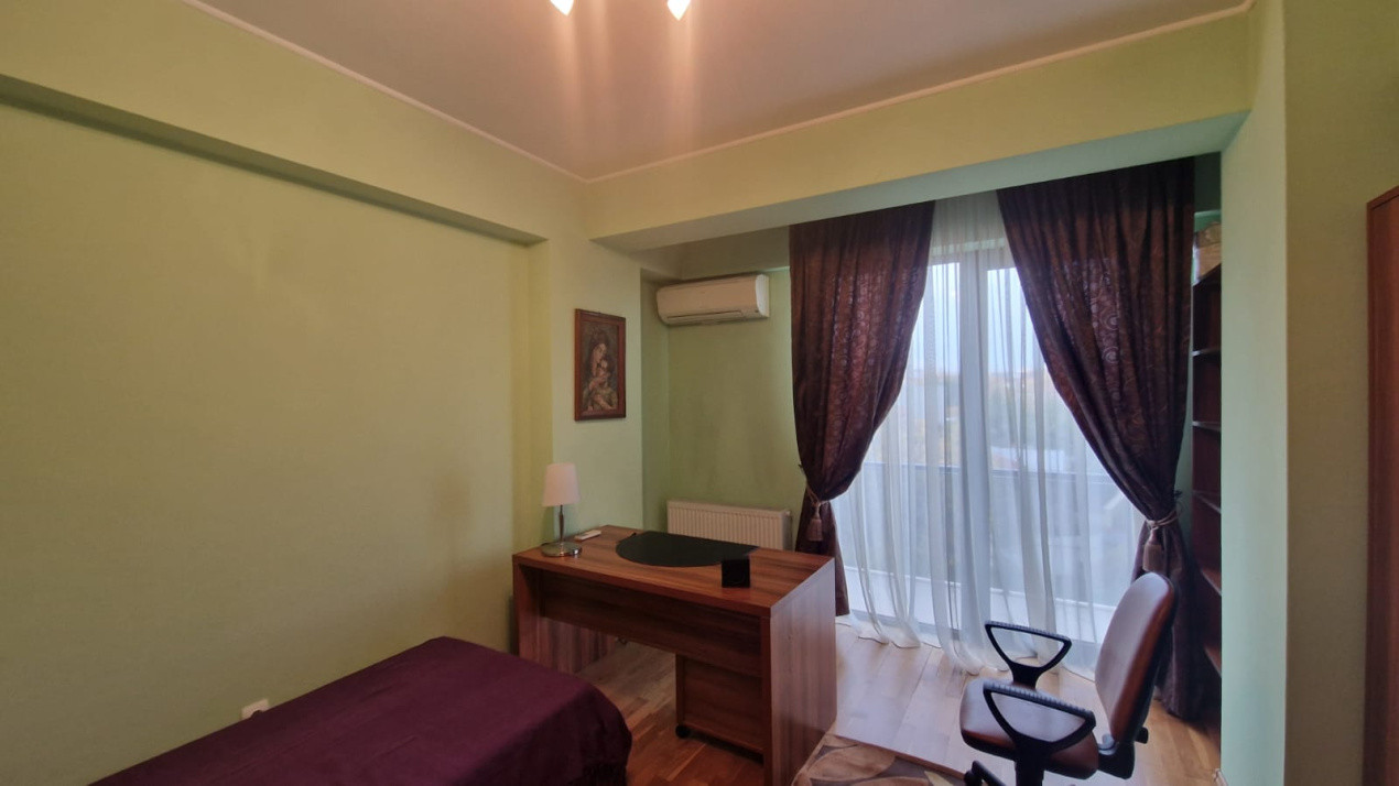 Apartament 4 camere, open space, 150mp, Central