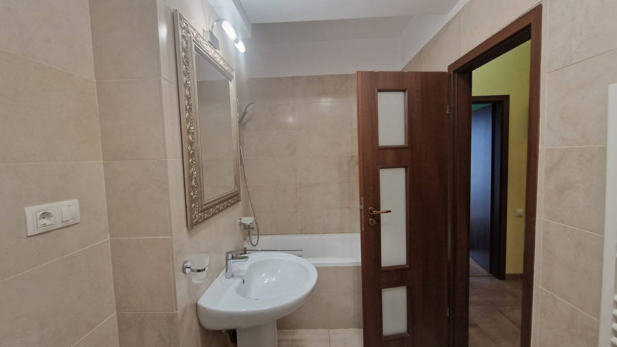 Apartament 4 camere, open space, 150mp, Central