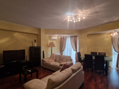 Apartament 4 camere, open space, 150mp, Central