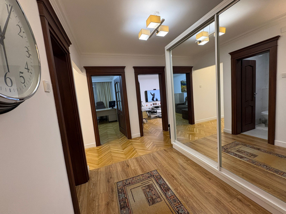 Apartament, 4 camere, 130 mp, Central, Zona Madona Dudu