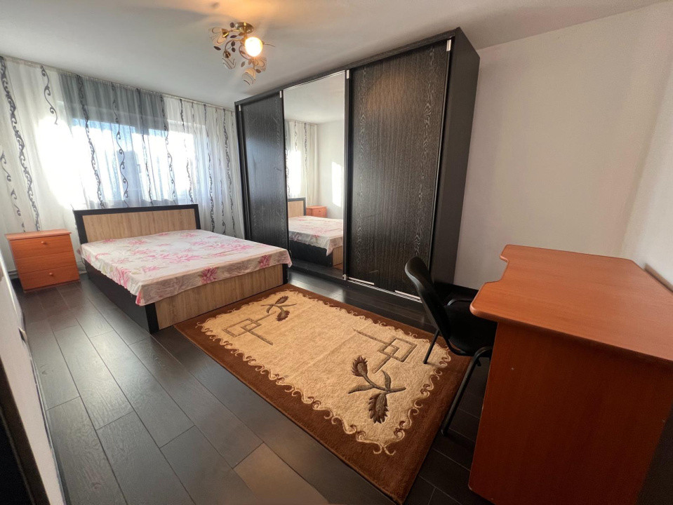 Apartament 3 camere, semidecomandat, 55.65 mp, Sarari